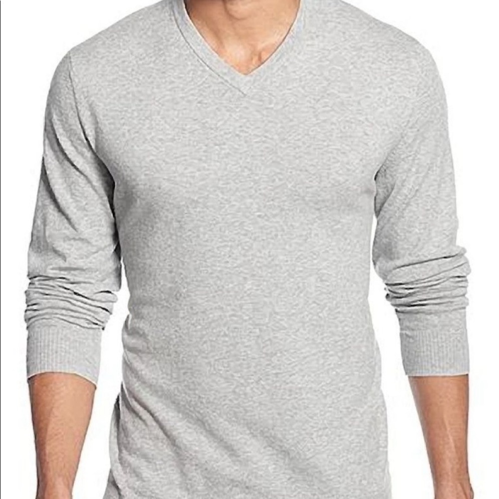 SOLD ALFANI Regular Fit V-Neck Gray Sweater Size Medium